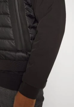 Calvin Klein Essential Jacket - Winterjas - Black 13 Calvin Klein Essential Jacket - Winterjas - Black -Modex Winkel ba29cb233d3a44d09d6a408ab43878c5