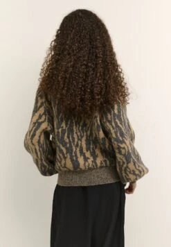 Gigikb- Trui - Chipmunk -Modex Winkel beda6799b23441e39ccf8c83a8a693c2