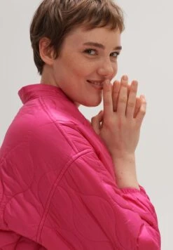 Opus Jacke Jamine Bright - Winterjas - Fuchsia -Modex Winkel c67c37a793a947d38810d8b5dd90cd77