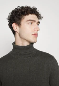 Tom Tailor Trui - Black 9 Tom Tailor Trui - Black -Modex Winkel cc00195a60fa44b1b3b7c3380f9cc8a0