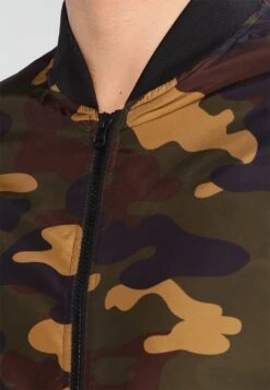 URBAN CLASSICS Bomberjacks - Wood -Modex Winkel cd3dbdb79c404ed3a3d26d86b25924d8