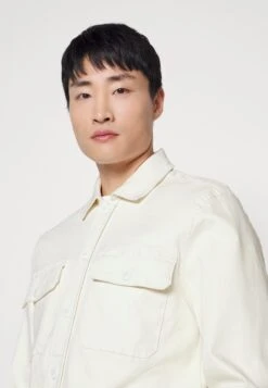 Lindbergh Overshirt - Jas - White 9 Lindbergh Overshirt - Jas - White -Modex Winkel d719cf5dd2fd4eac8d7cac7ad1503a1b