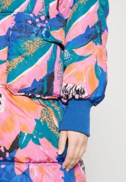 Yassimilly Padded Coat - Winterjas - Blue Iolite/Milana 11 Yassimilly Padded Coat - Winterjas - Blue Iolite/Milana -Modex Winkel e2961532783d45faace29b4257def214