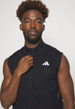 ADIDAS PERFORMANCE Ultimate Vest - Bodywarmer - Black 9 ADIDAS PERFORMANCE Ultimate Vest - Bodywarmer - Black -Modex Winkel e526c93c29904118bee42fe7277429ec