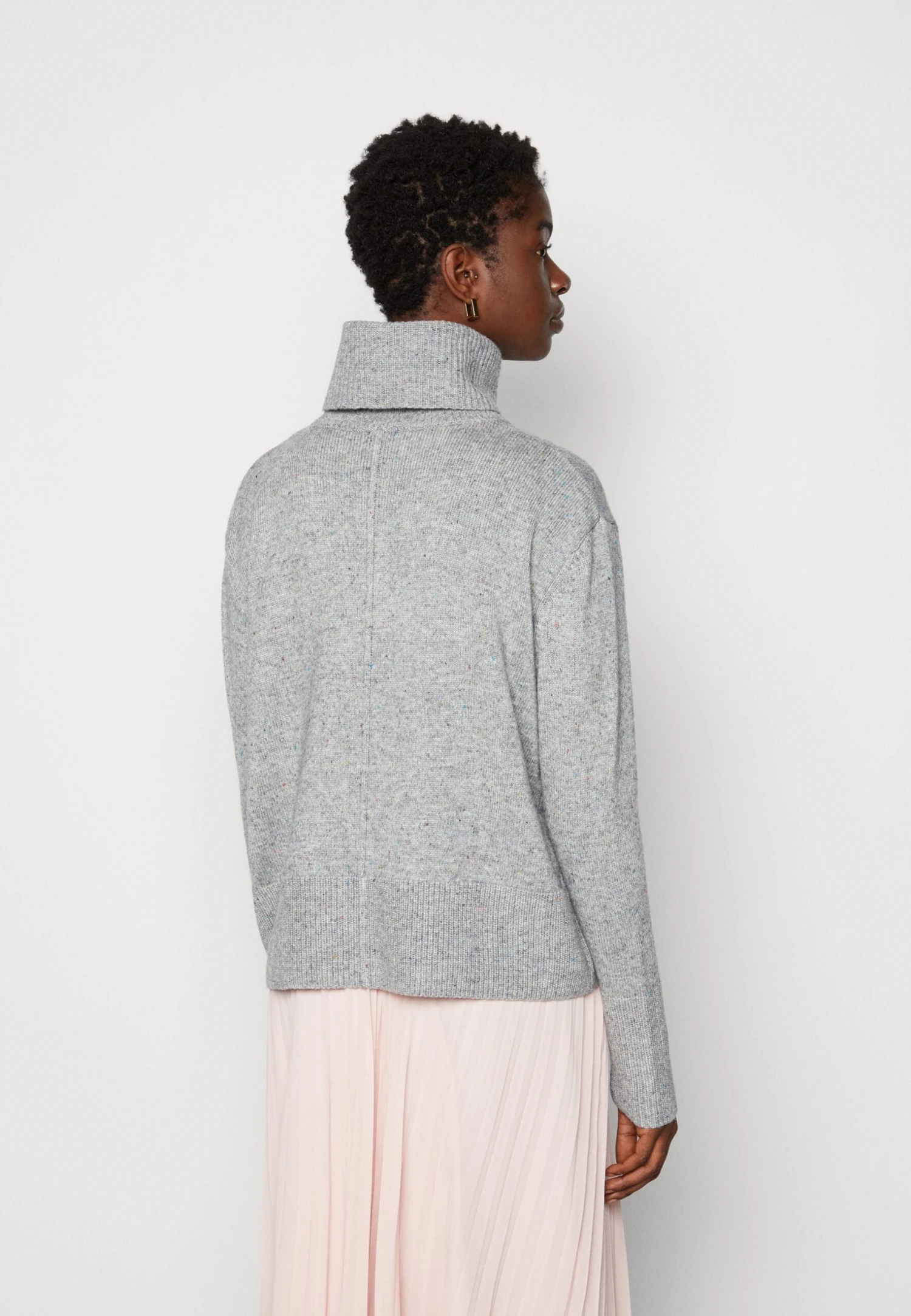 OPUS Pabomo - Trui - Hazy Fog 3 OPUS Pabomo - Trui - Hazy Fog - Afbeelding 3