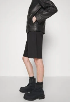 Hugo Lokis - Leren Jas - Black -Modex Winkel e906758e2e9e42b7b7ee9b1859a98738