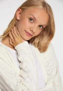 Mymo Nolie - Vest - Wollweiss -Modex Winkel ea46c13854424236ab8e5f37bddaaeca