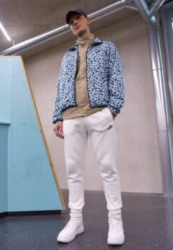 Nike Sportswear Club - Fleecejas - Mineral Teal/Midnight Navy