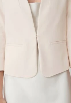 Comma À Manches 3/4 - Blazer - Helles Beige 11 Comma À Manches 3/4 - Blazer - Helles Beige -Modex Winkel f27091f7ce4f4982a84f5fb836df77a0