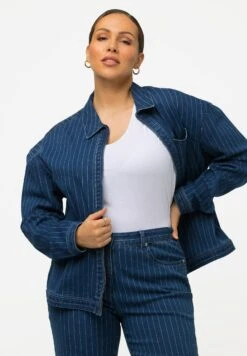 Ulla Popken Nadelstreifen Hemdkragen Reissverschluss - Spijkerjas - Jeansblau 8 Ulla Popken Nadelstreifen Hemdkragen Reissverschluss - Spijkerjas - Jeansblau -Modex Winkel f8c486da062f46adb9a8dd2874346c3d