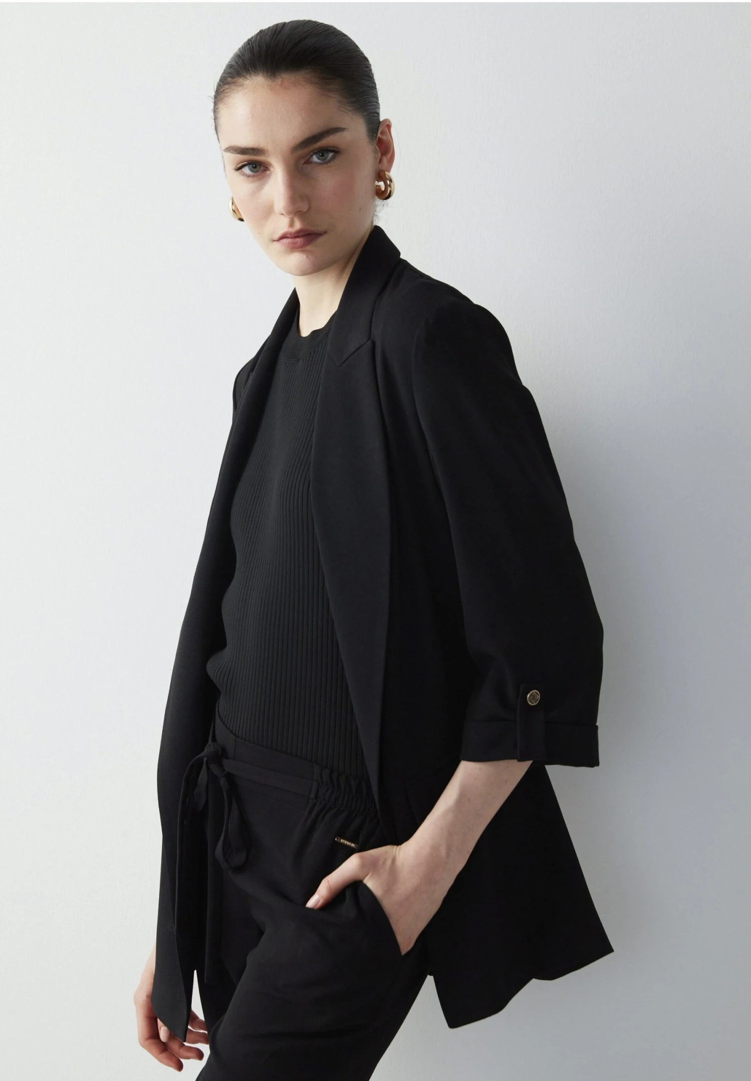 Ipekyol Relaxed Fit Slim With Monogram Button Accessories - Halflange Jas - Black 1 Ipekyol Relaxed Fit Slim With Monogram Button Accessories - Halflange Jas - Black