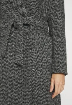 Este - Mantel - Antracite 11 Este - Mantel - Antracite -Modex Winkel fb33d600f8c3456cbe2a8aec1f6c1ef6