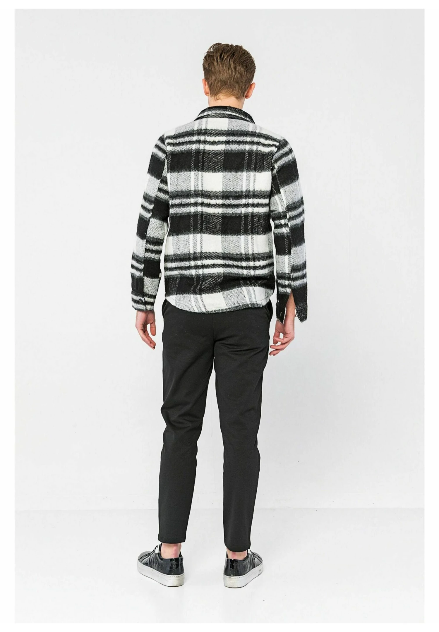 Mit Seitentaschen - Lichte Jas - Schwarz 3 Mit Seitentaschen - Lichte Jas - Schwarz - Afbeelding 3